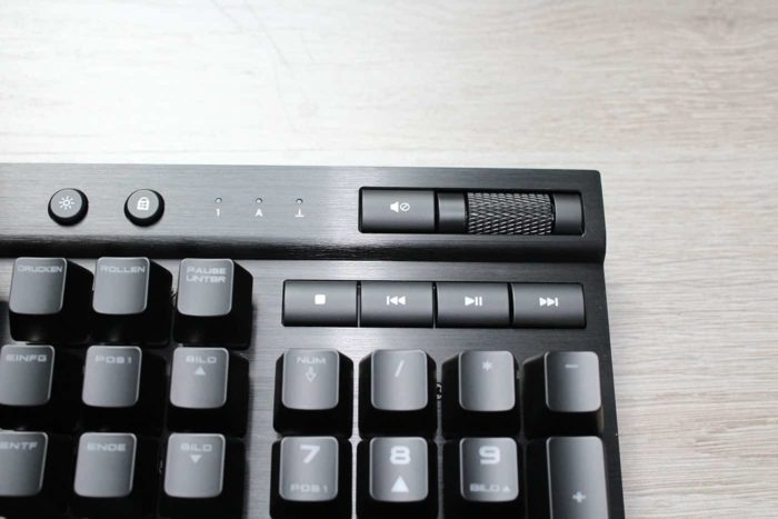 Corsair K70 Multimedia-Tasten