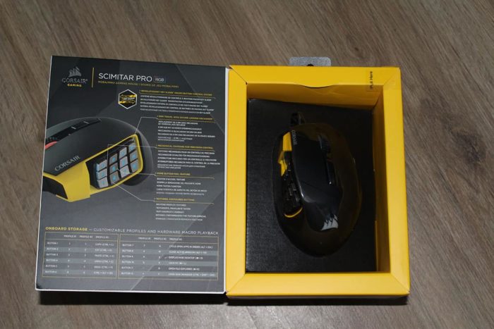 Verpackung der Corsair Scimitar Pro RGB